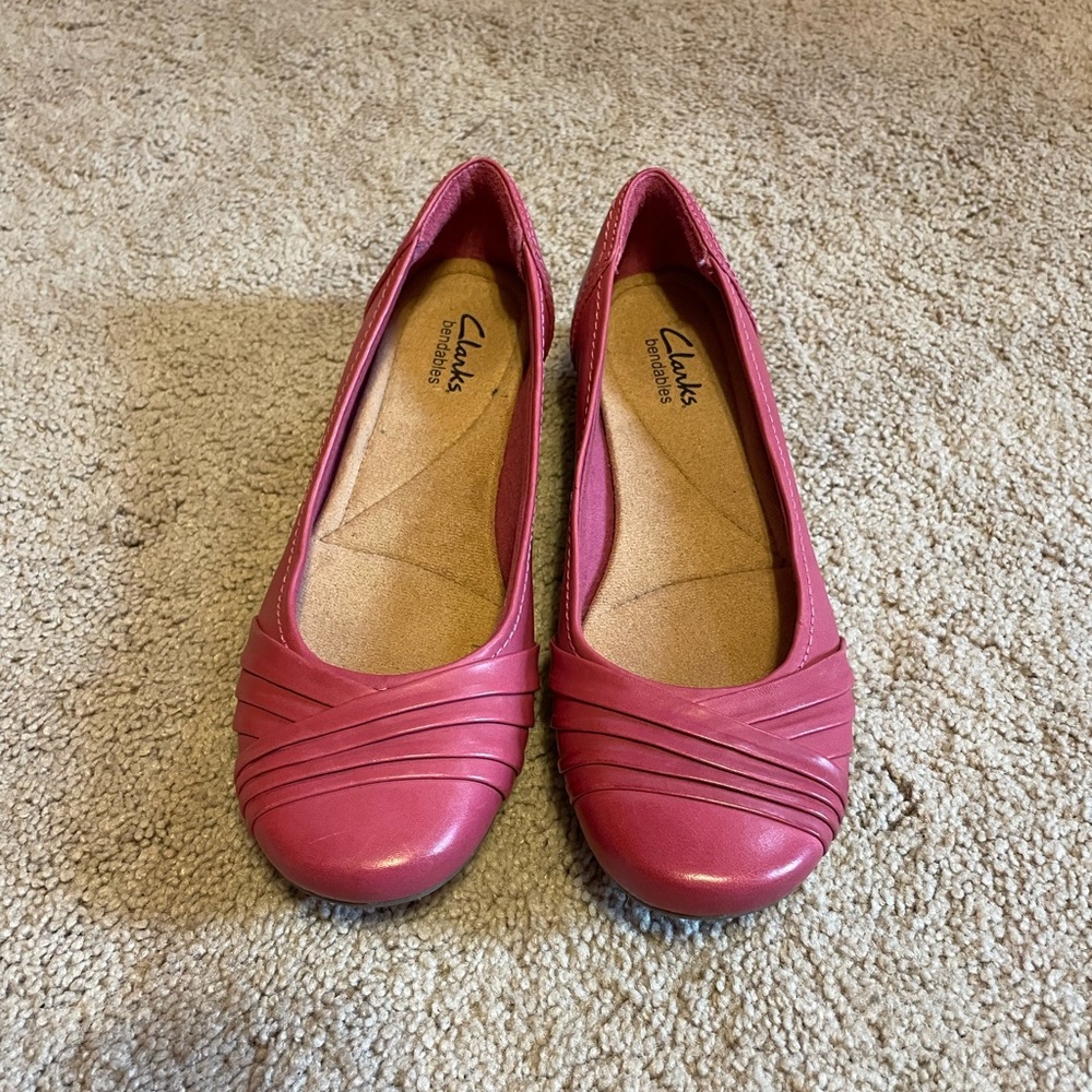 Clarks flats